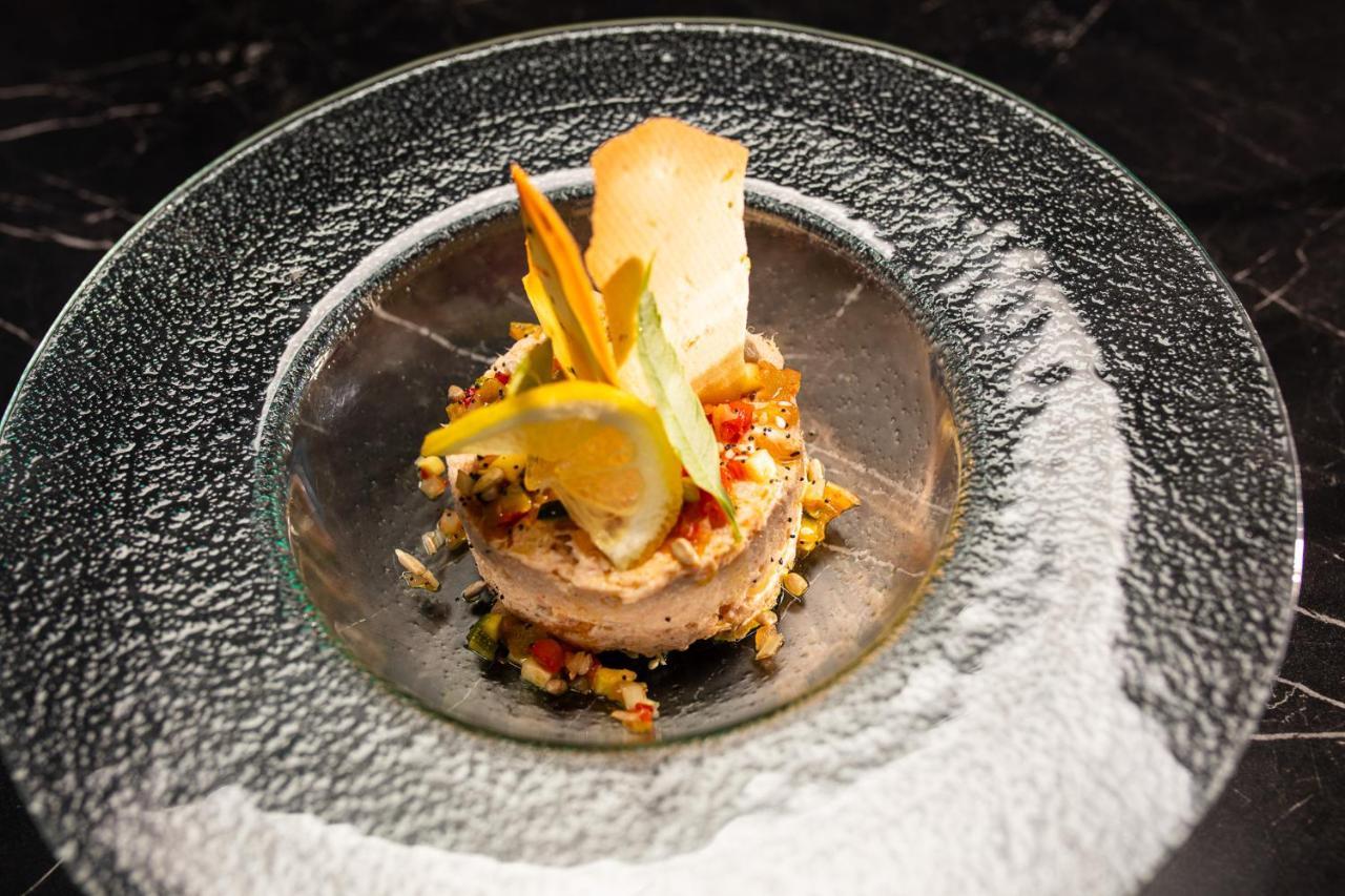 Saint-Geniez-dʼOlt Logis Hotel Restaurant De France מראה חיצוני תמונה